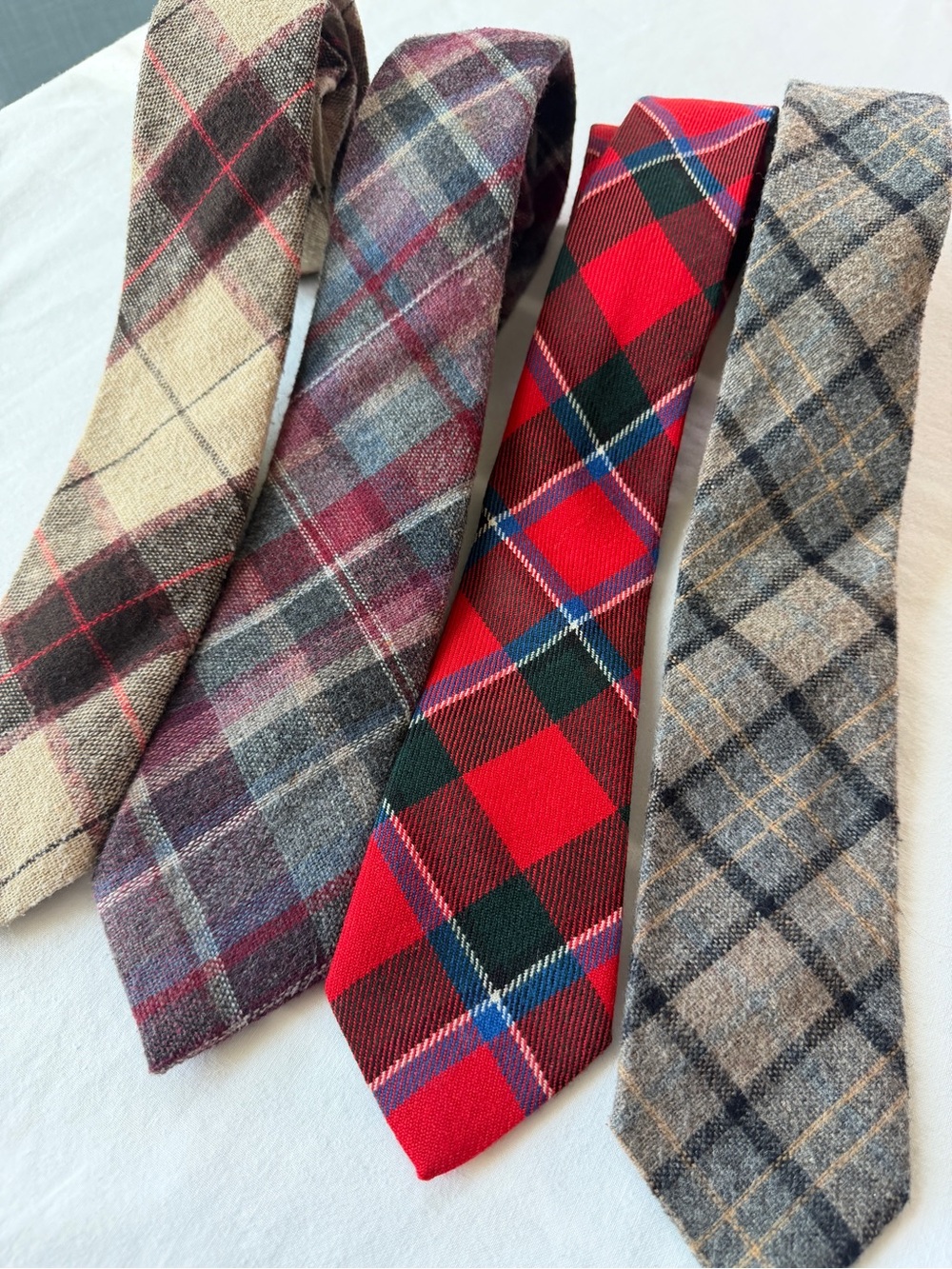 Lot of 4 Men’s Plaid Textured Ties Preppy Fall Winter Tartan Wool Look
